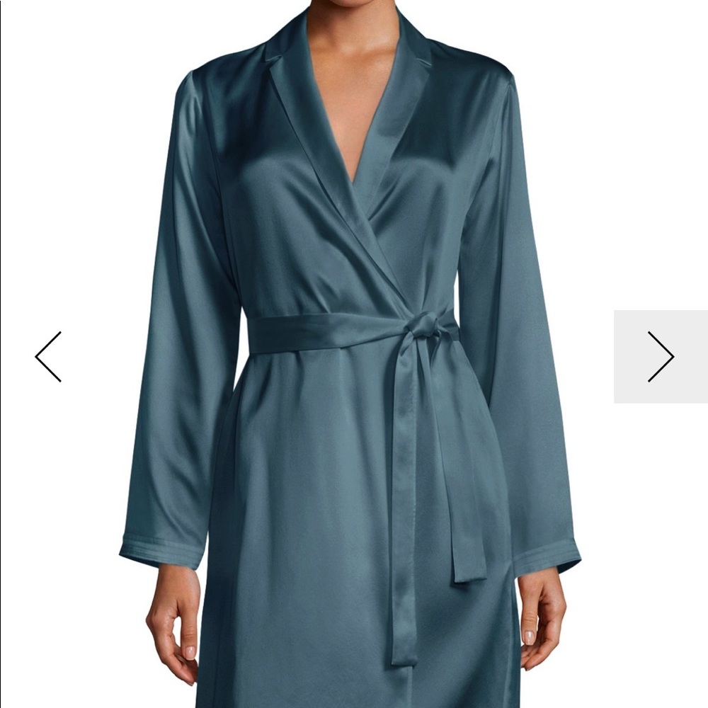 La Perla for La Mer robe